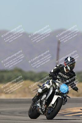 media/Oct-13-2025-Moto Forza (Mon) [[a66d839500]]/4-C Group/Session 3 (Turn 16)/